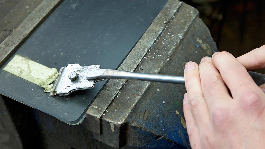 Beta Tools 1774A gasket scraper